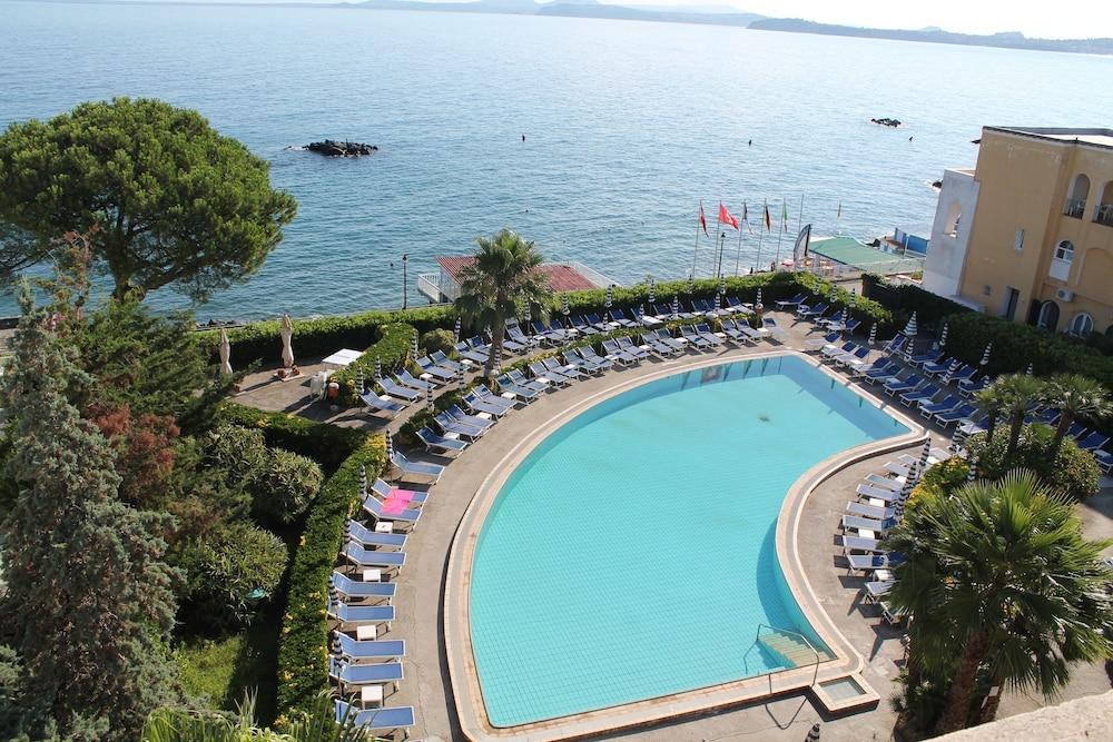 Hotel Terme Alexander Ischia Extérieur photo